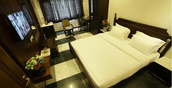 אודייפור Oyo 1681 Hotel Devansh מראה חיצוני תמונה
