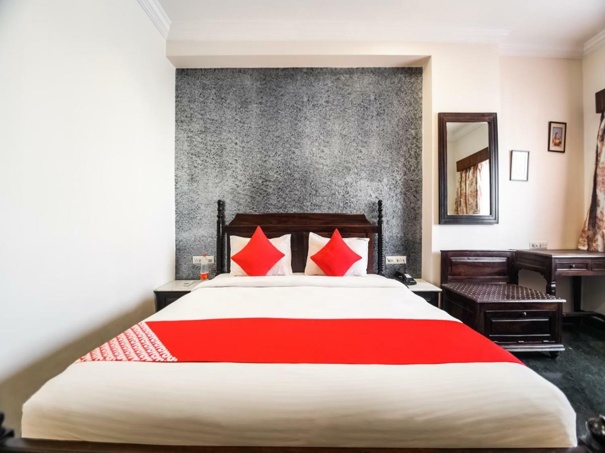 אודייפור Oyo 1681 Hotel Devansh מראה חיצוני תמונה